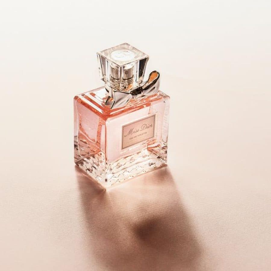 น้ำหอมกลิ่นฟลอรัล 50ml ติดทนนาน